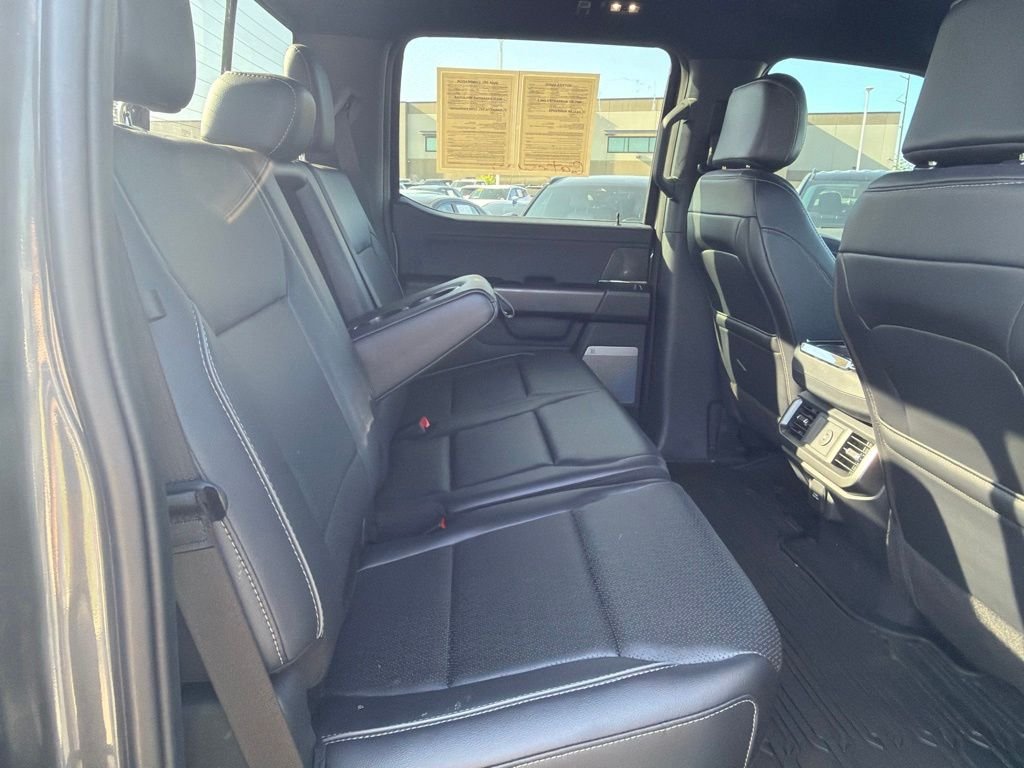Used 2025 Gray Ford Lariat image 20