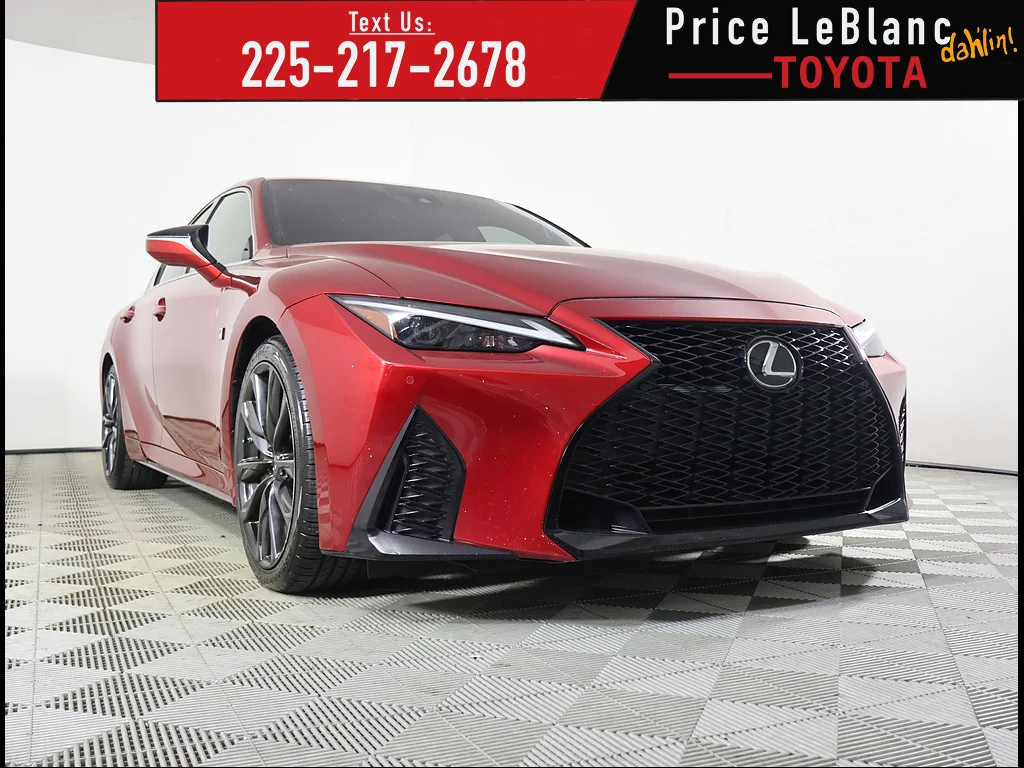 2021 Lexus IS