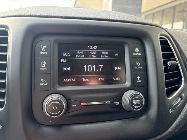 Used 2018 Red Jeep Sport image 11
