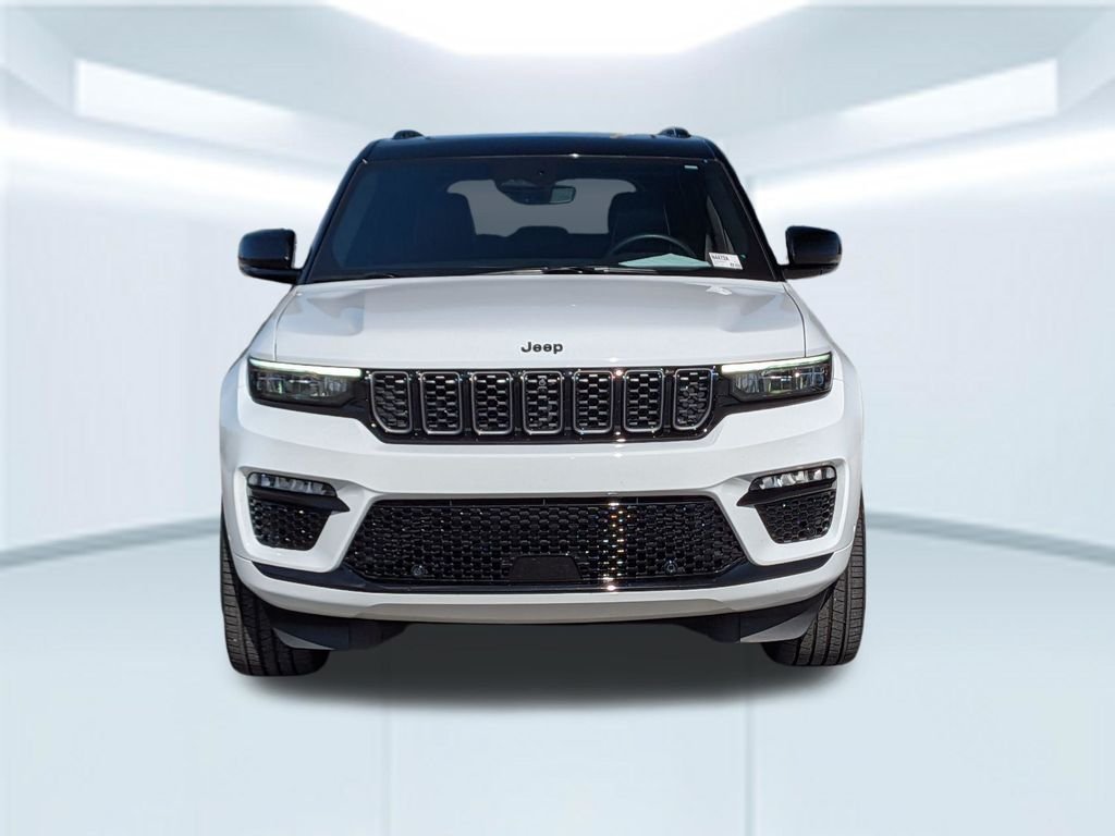 Used 2024 Bright White Clearcoat Jeep Summit image 11