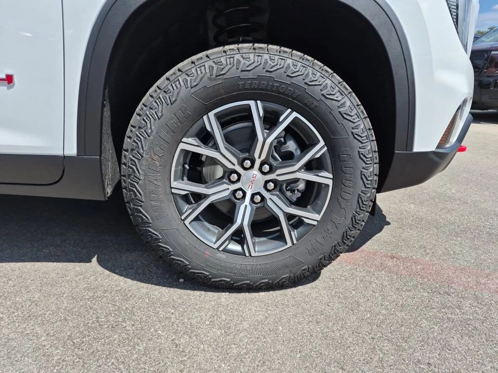 2027 GMC Acadia AT4 - Photo 13