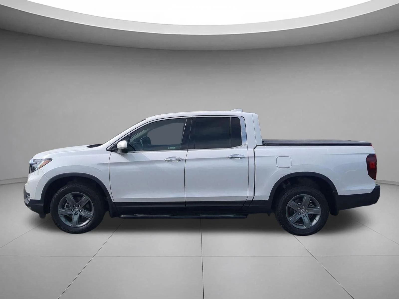 Used 2023 Platinum White Pearl Honda RTL-E image 2