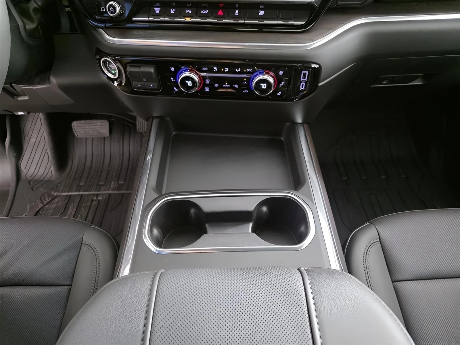 2025 GMC Sierra 2500HD SLT - Photo 38