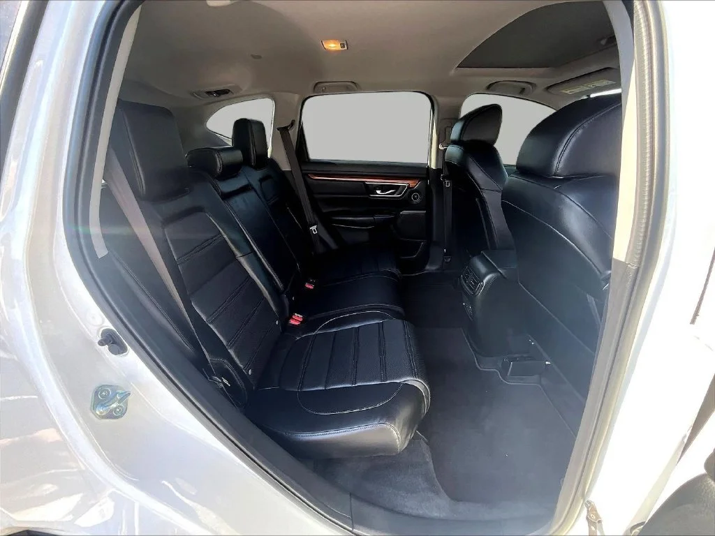 Used 2022 Platinum White Pearl Honda EX-L image 28