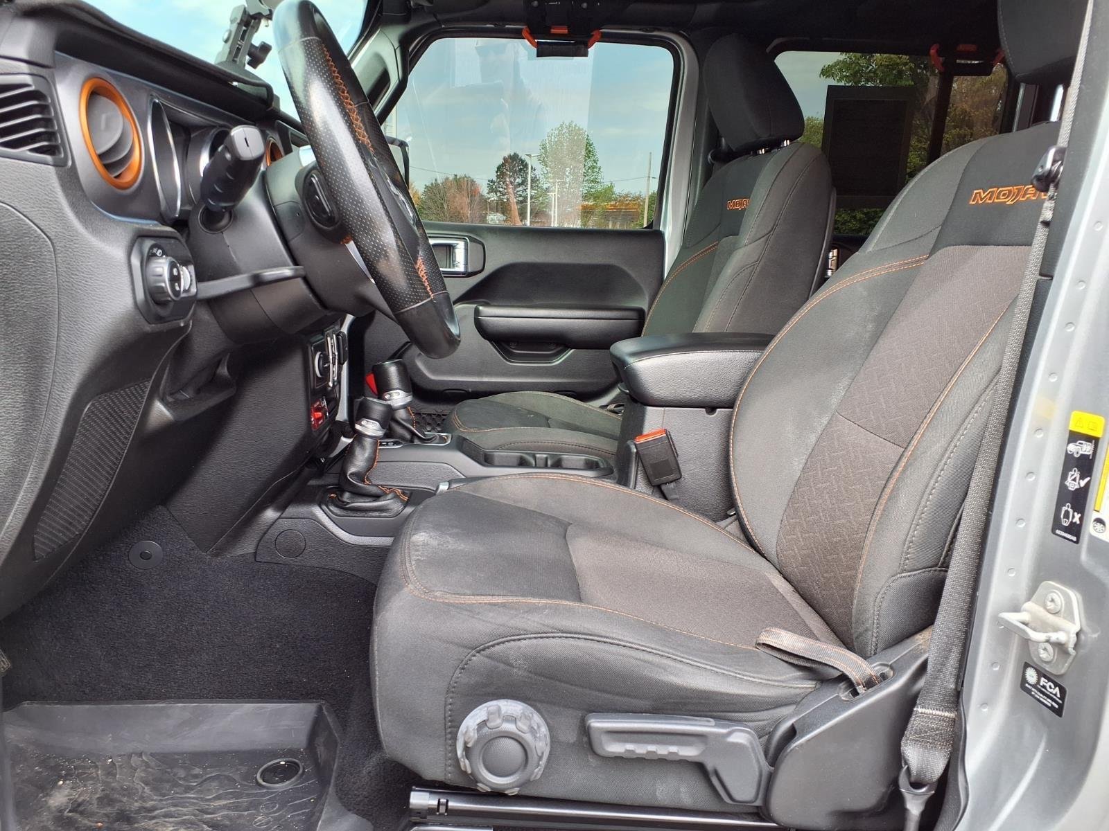 Used 2021 Billet Silver Metallic Clearcoat Jeep Mojave image 18