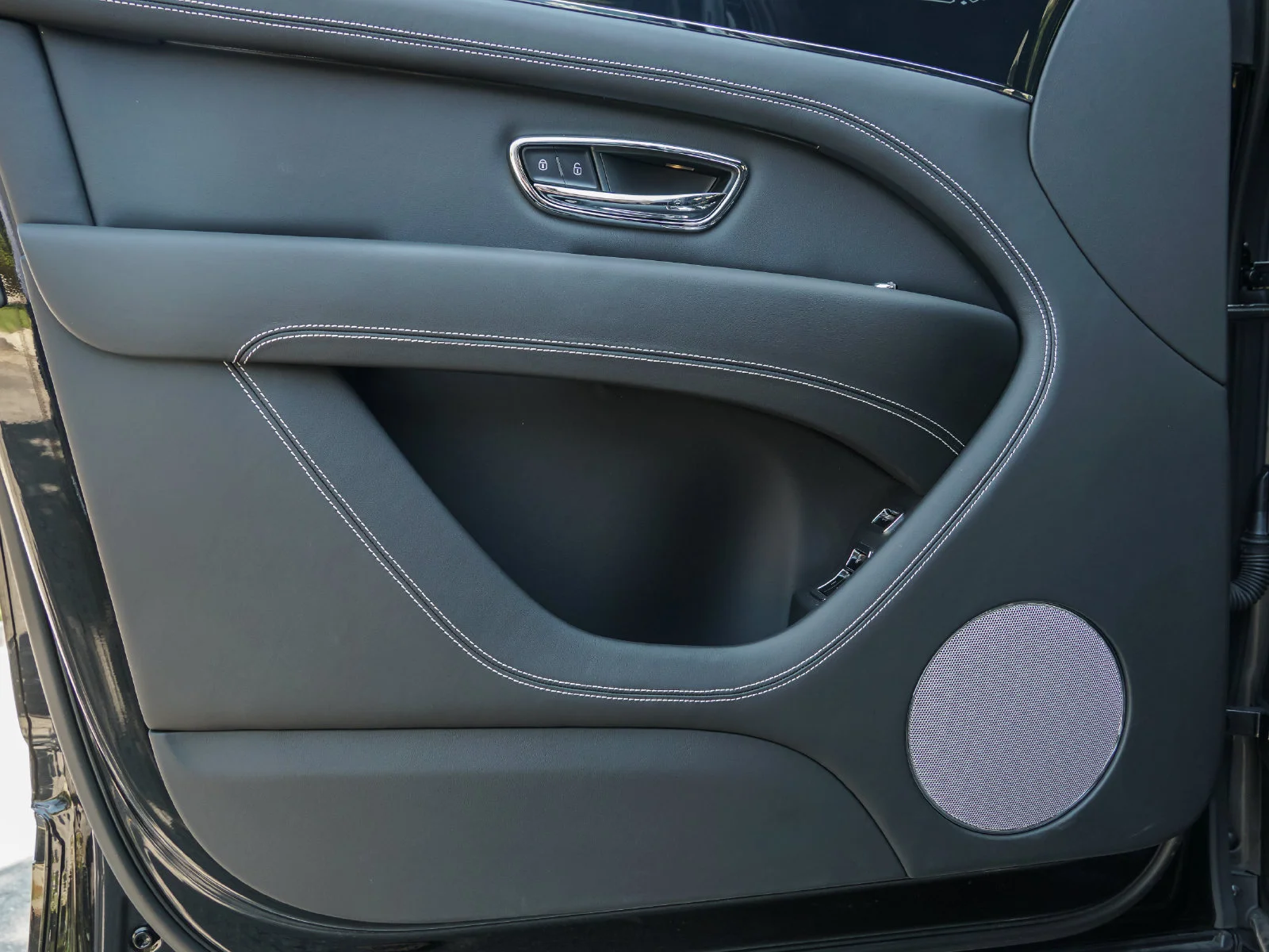 New 2025 Onyx Bentley  image 27