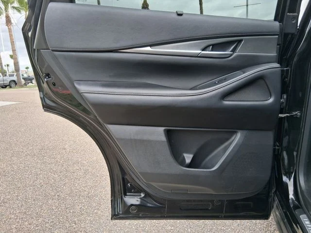 Used 2023 Black INFINITI LUXE image 22
