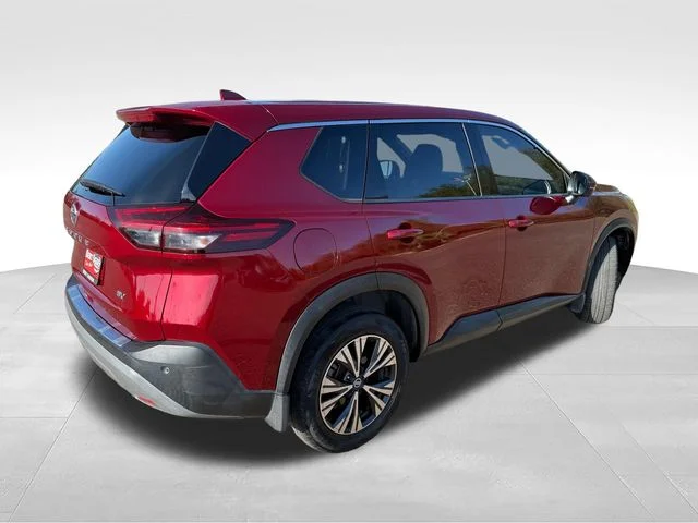 Used 2021 Red Nissan SV image 7