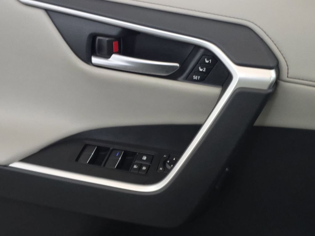 Used 2019 Gray Toyota Limited image 30