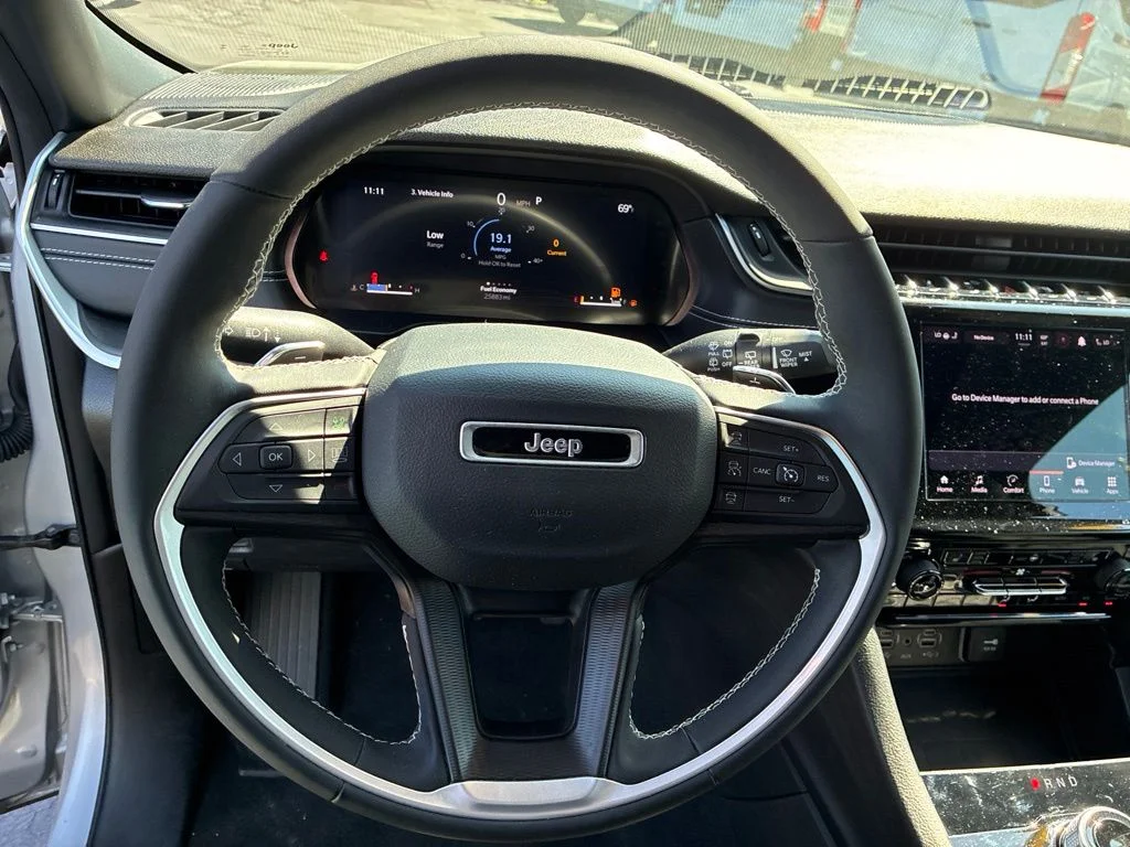 Used 2024 Silver Jeep Altitude X image 16