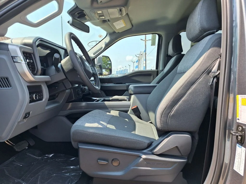 New 2026 Carbonized Gray Metallic Ford F-350® XLT image 11