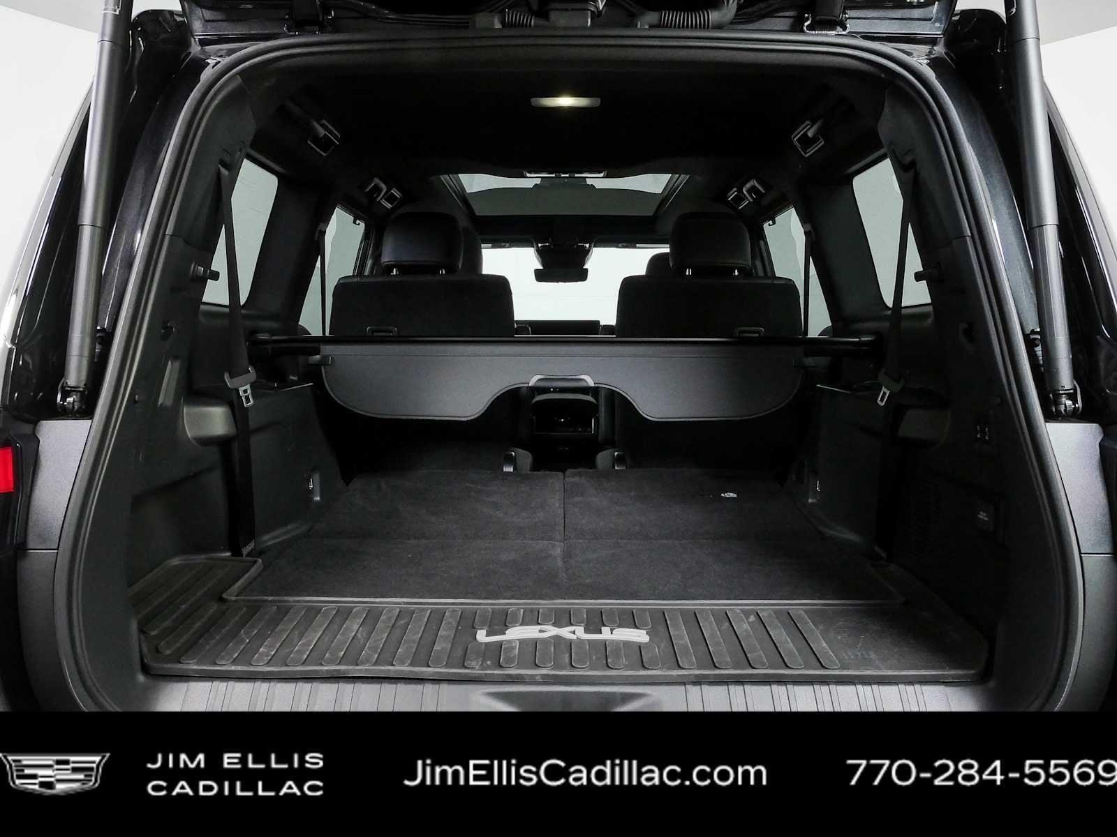 Used 2024  Lexus GX 550 Luxury image 31