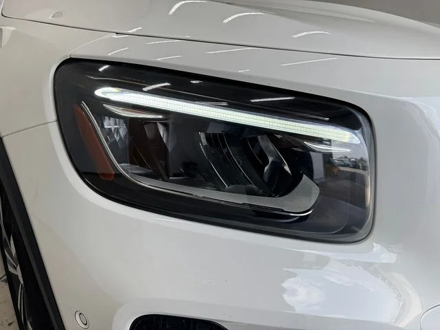 Certified Used 2024 Polar White Mercedes-Benz GLB 250 image 31