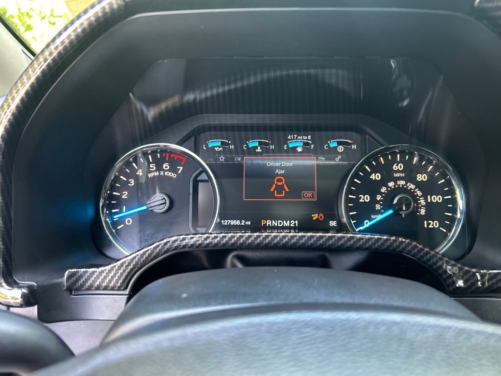 Used 2015 Black Ford Lariat image 19
