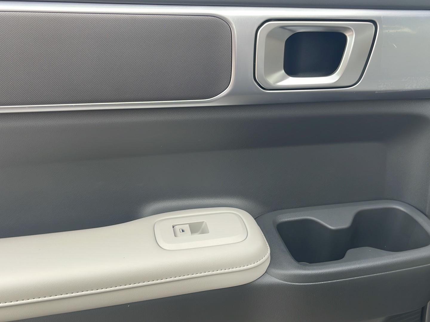 New 2026 Hampton Gray Hyundai SEL AWD image 18