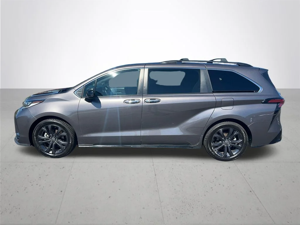 Used 2022 Gray Toyota XSE image 10
