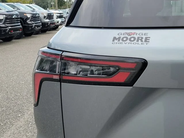 2026 Chevrolet Equinox LT - Photo 8
