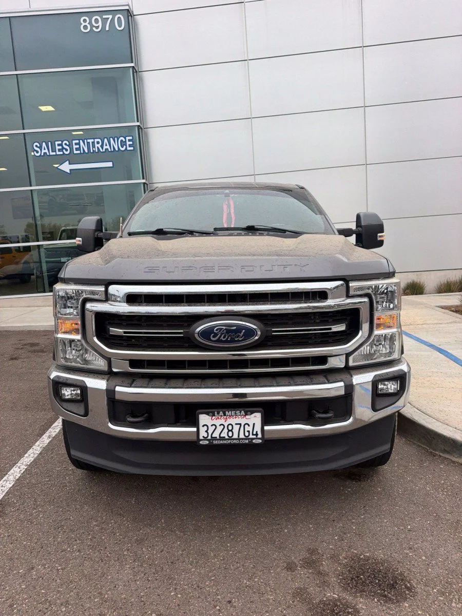 Certified Used 2022 Gray Metallic Ford Lariat image 2