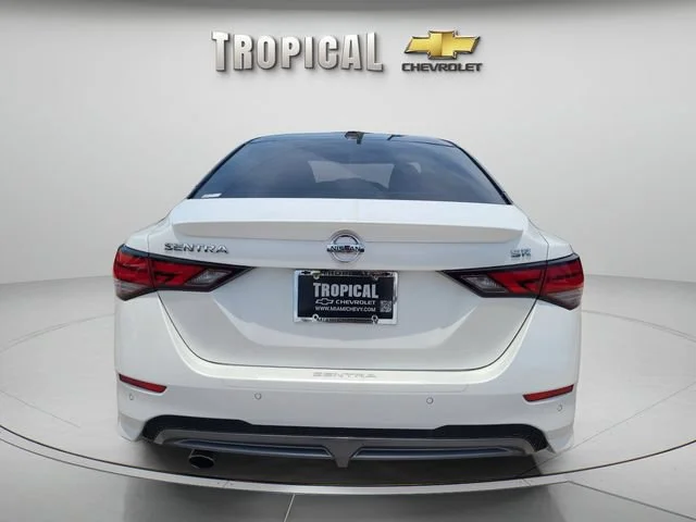Used 2021 White Nissan SR image 4