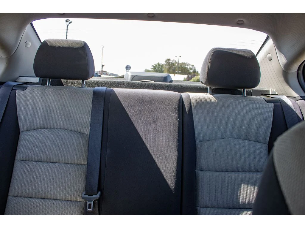 Used 2015 Summit White Chevrolet LS image 46