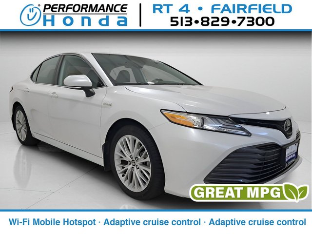 2020 Toyota Camry Hybrid XLE
