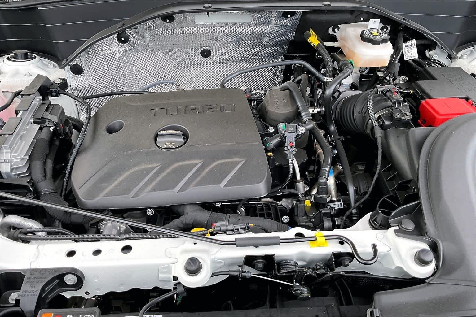 New 2026 Summit White Chevrolet LT image 16