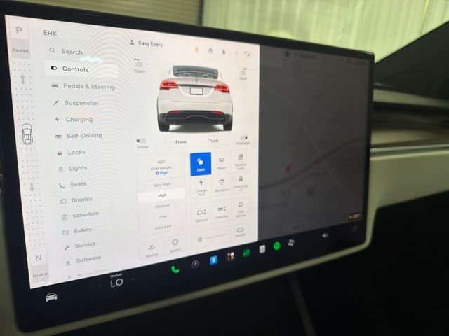 2022 Tesla Model X Long Range - Photo 33