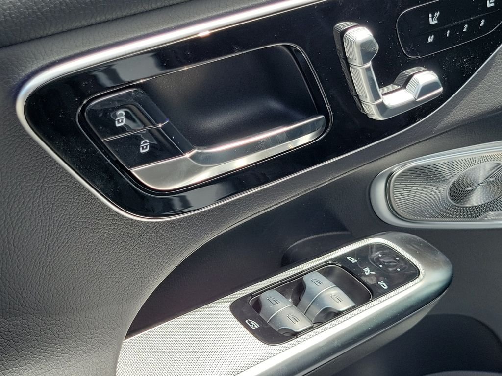 New 2026 Cirrus Silver Metallic Mercedes-Benz GLC 300 image 19