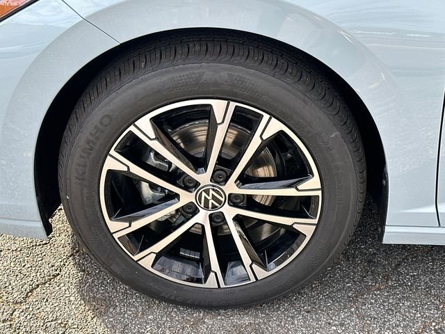 New 2026 Gray Volkswagen 1.5T Sport image 11