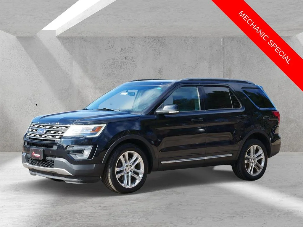 Used 2016 Black Ford XLT image 6