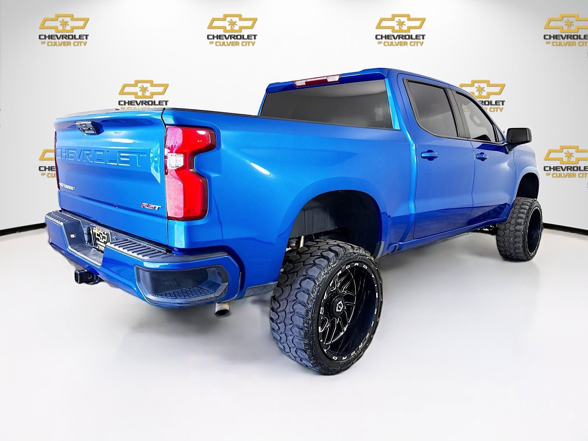 Used 2023 Glacier Blue Metallic Chevrolet RST image 8