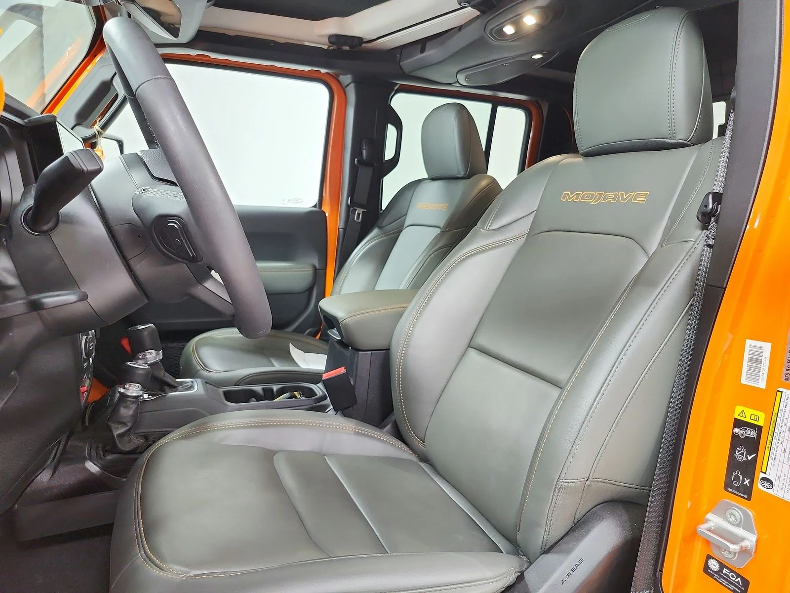 Used 2025 JOOSE Jeep Mojave image 18