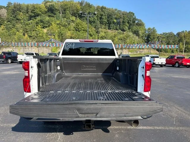 Used 2026 Summit White Chevrolet LT image 24