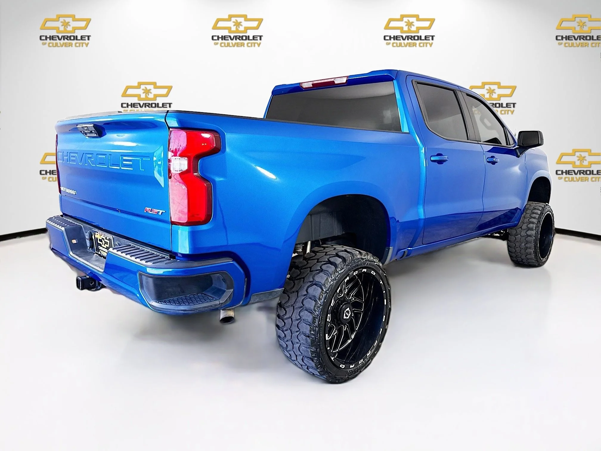 Used 2023 Glacier Blue Metallic Chevrolet RST image 8