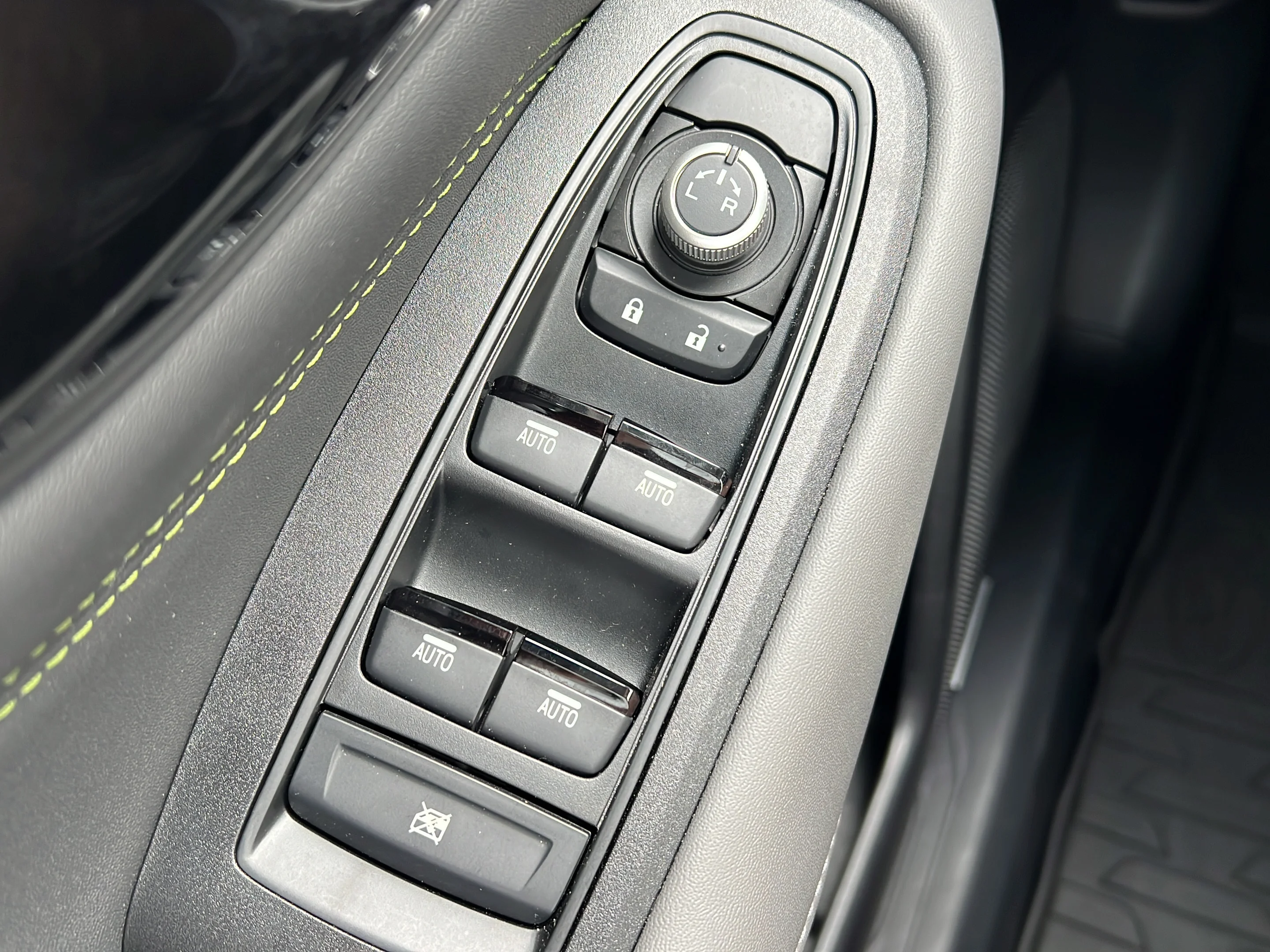 Used 2024 Magnetite Gray Metallic Subaru Onyx Edition XT image 20