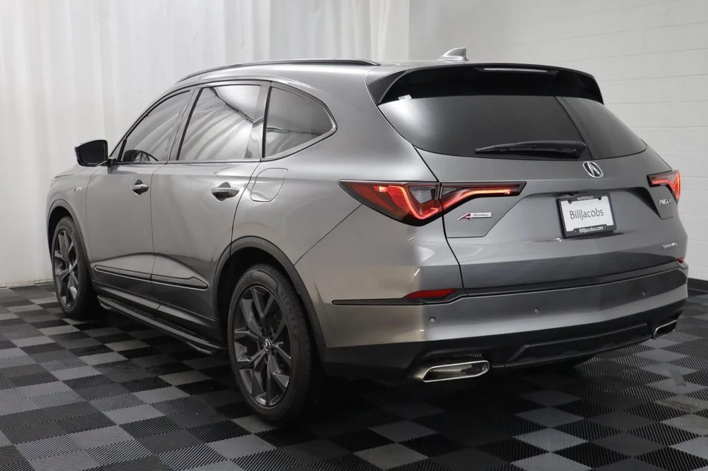 Used 2023 Liquid Carbon Metallic Acura A-Spec image 15