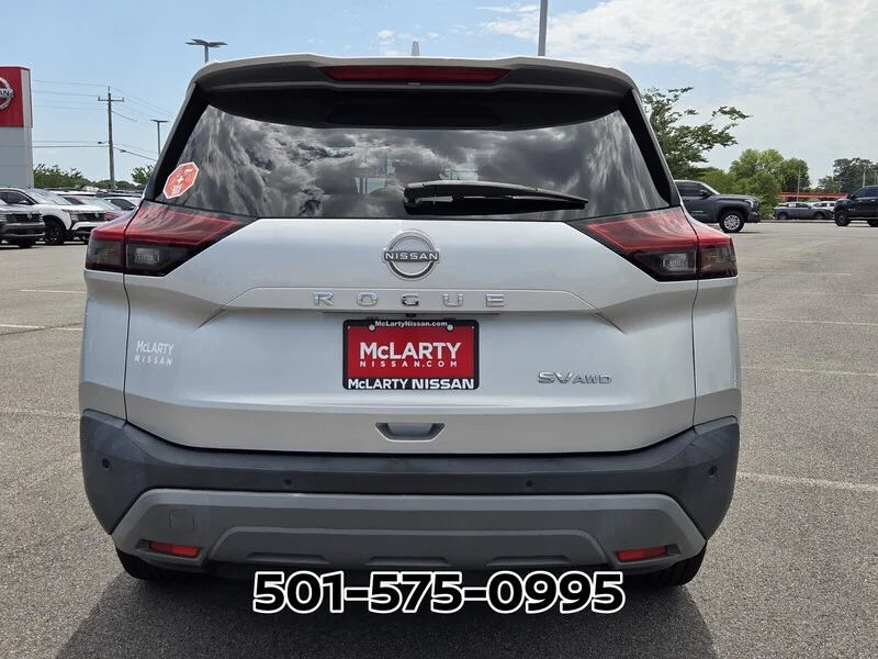 Used 2022 Brilliant Silver Metallic NISSAN AWD SV image 4