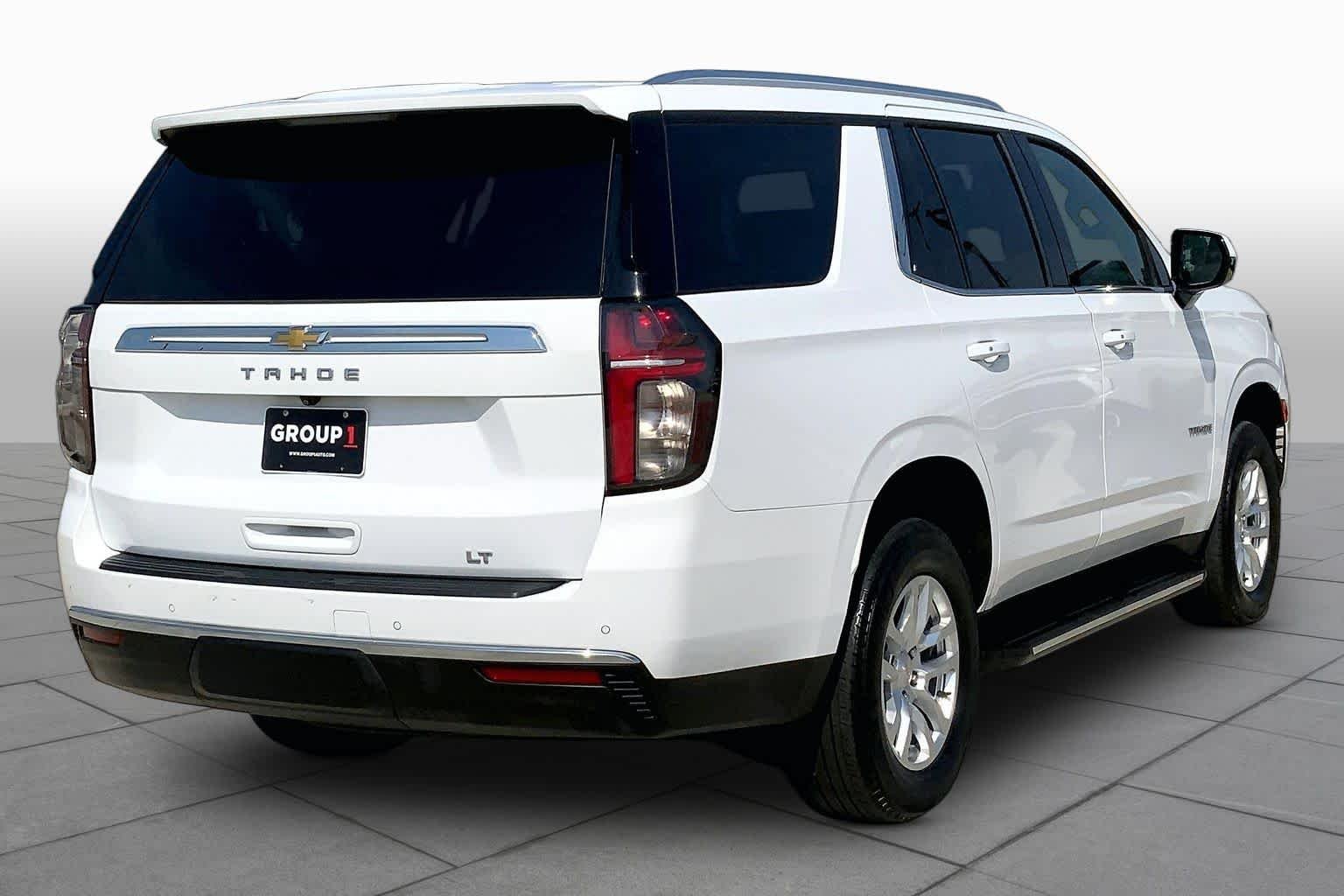 Used 2024 Summit White Chevrolet LT image 13