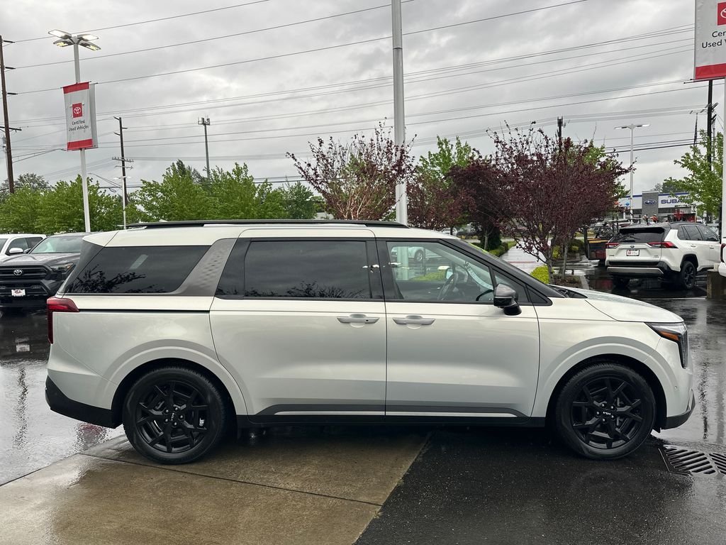 Used 2025 Ivory Kia SX Prestige image 6