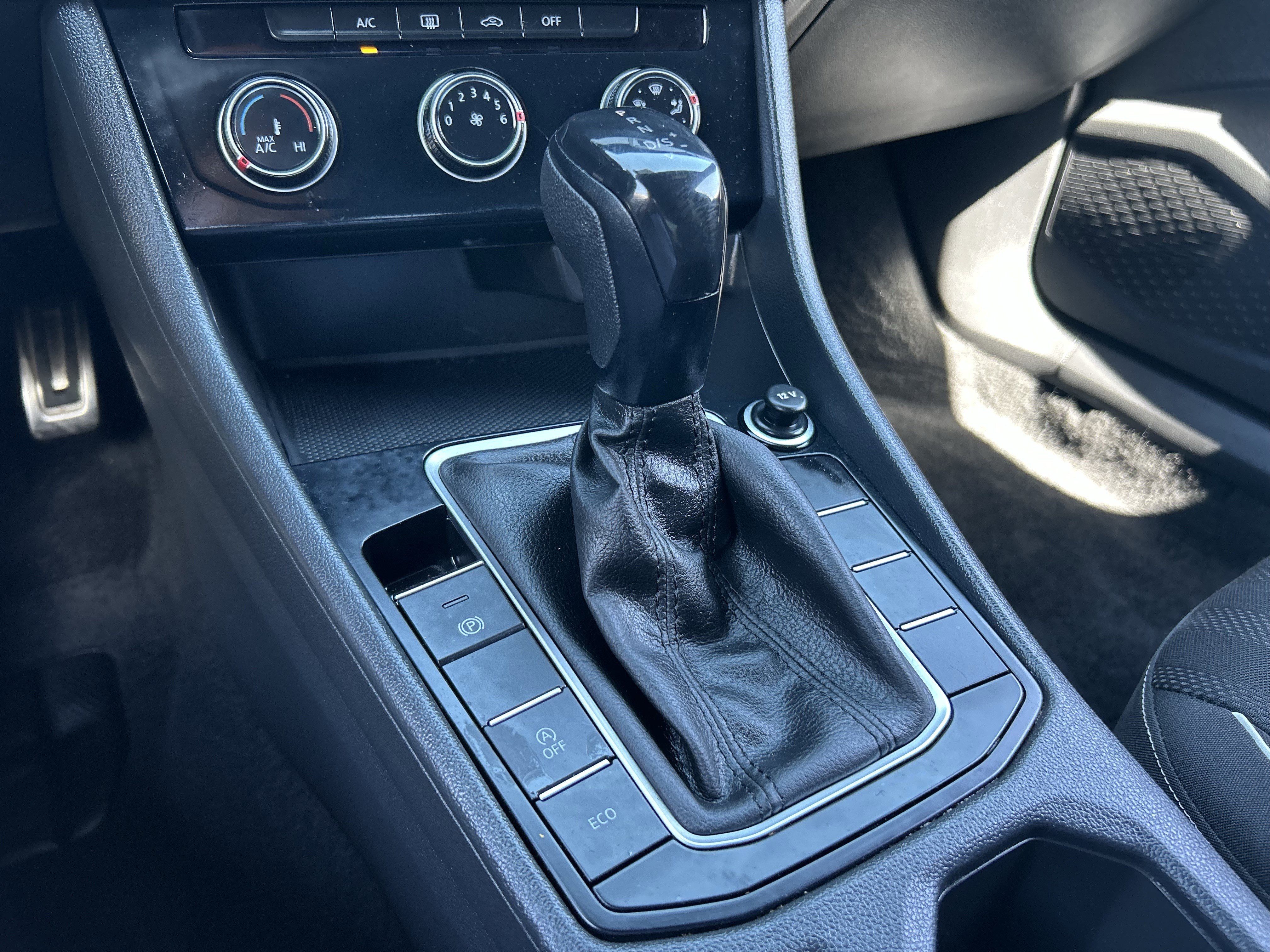 Used 2023 Platinum Gray Metallic Volkswagen Sport image 22