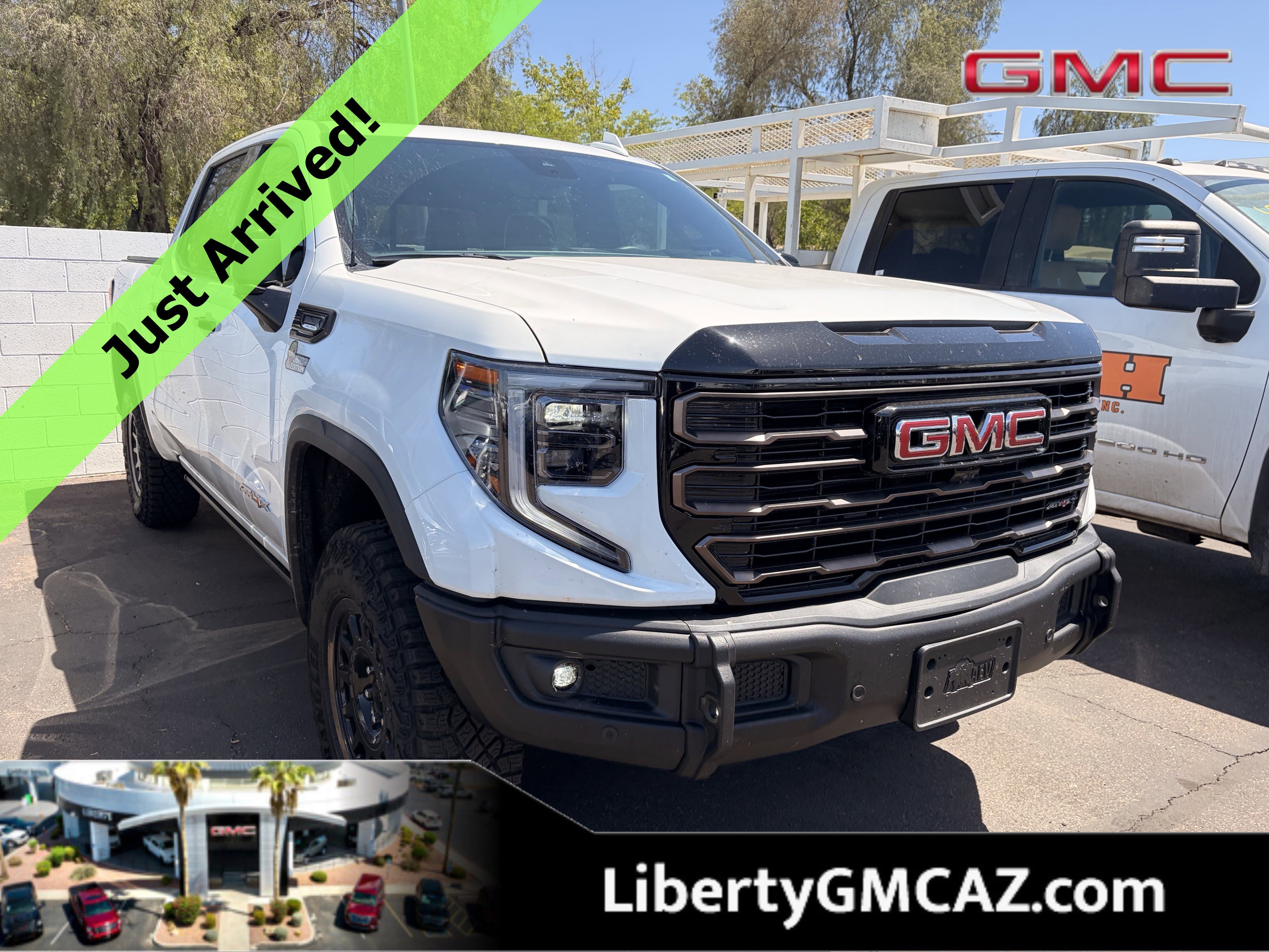 2024 GMC Sierra 4WD Crew Cab Short Box AT4X's photo