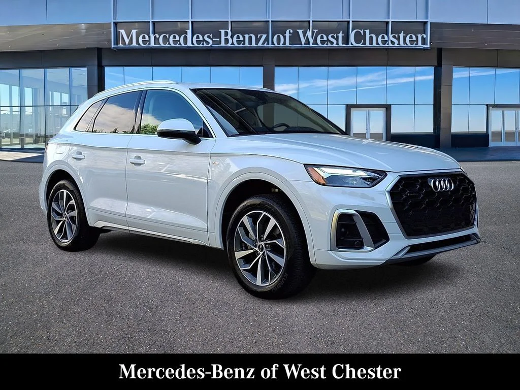 2025 Audi Q5 45 Premium Plus's photo