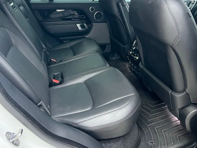 Used 2018 White Land Rover HSE image 29
