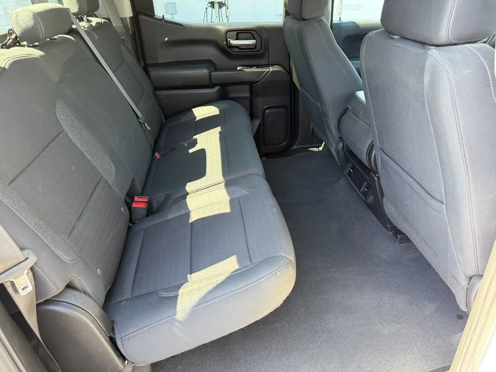 Used 2023 SUMMIT WHITE Chevrolet Custom image 17