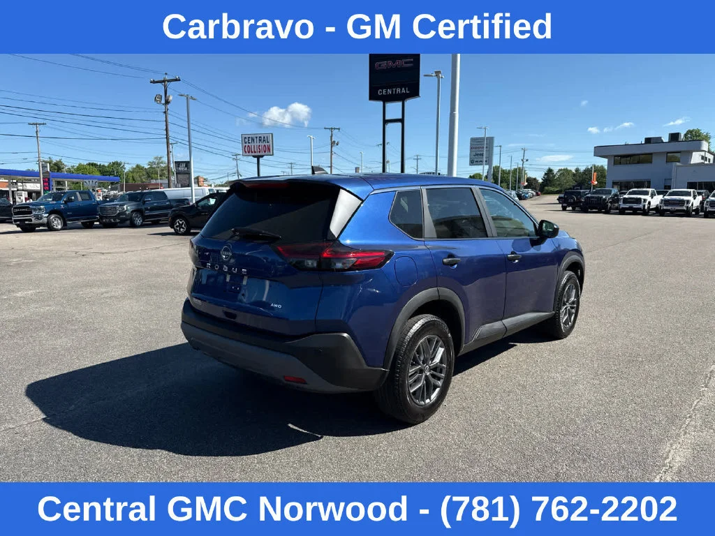 Used 2023 Caspian Blue Nissan S image 5