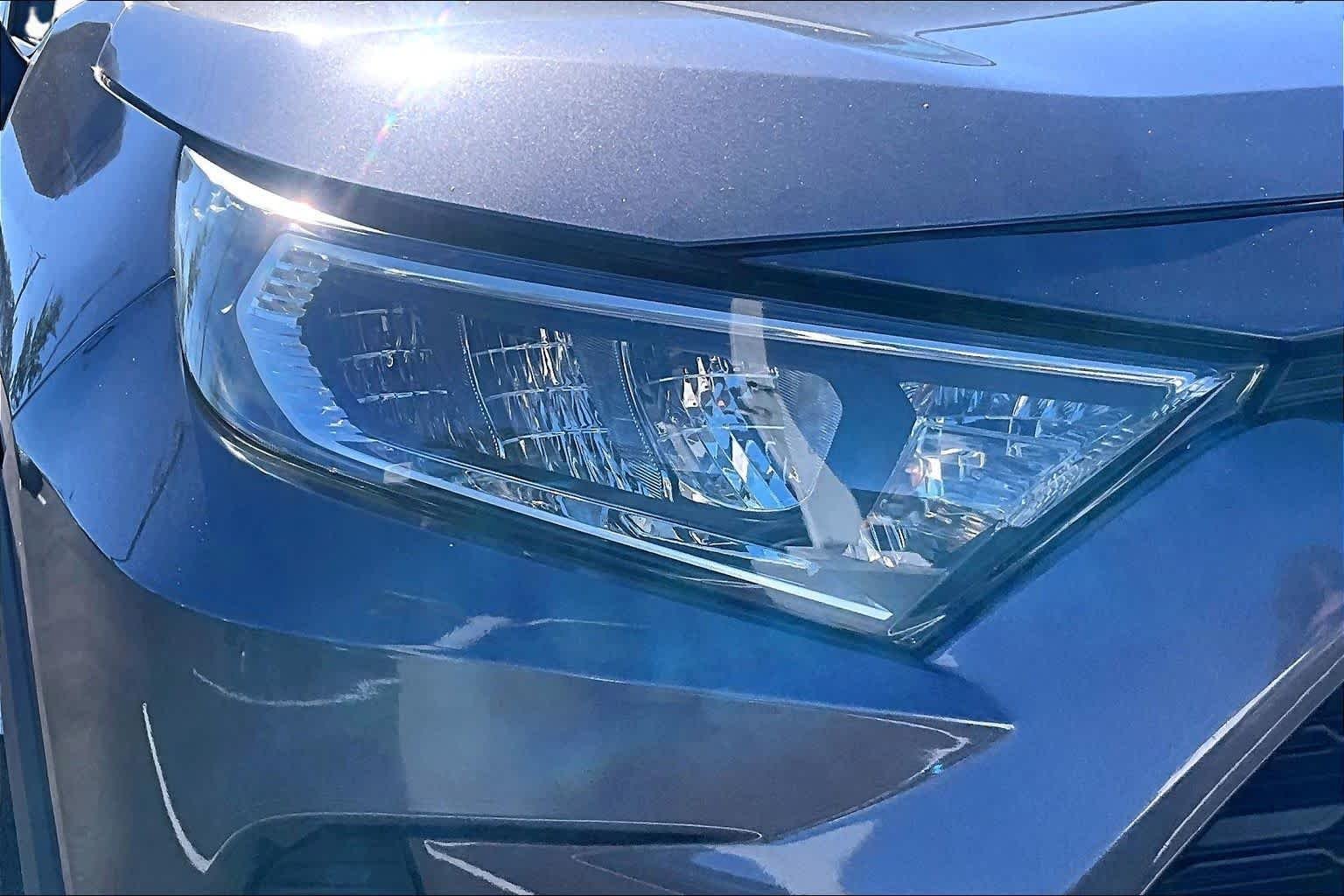 Used 2021 Magnetic Gray Metallic Toyota XLE image 28