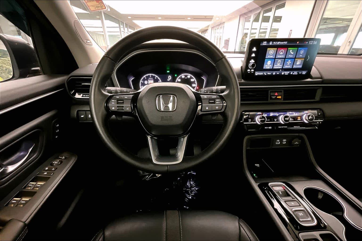 2024 Honda Pilot Touring - Photo 11