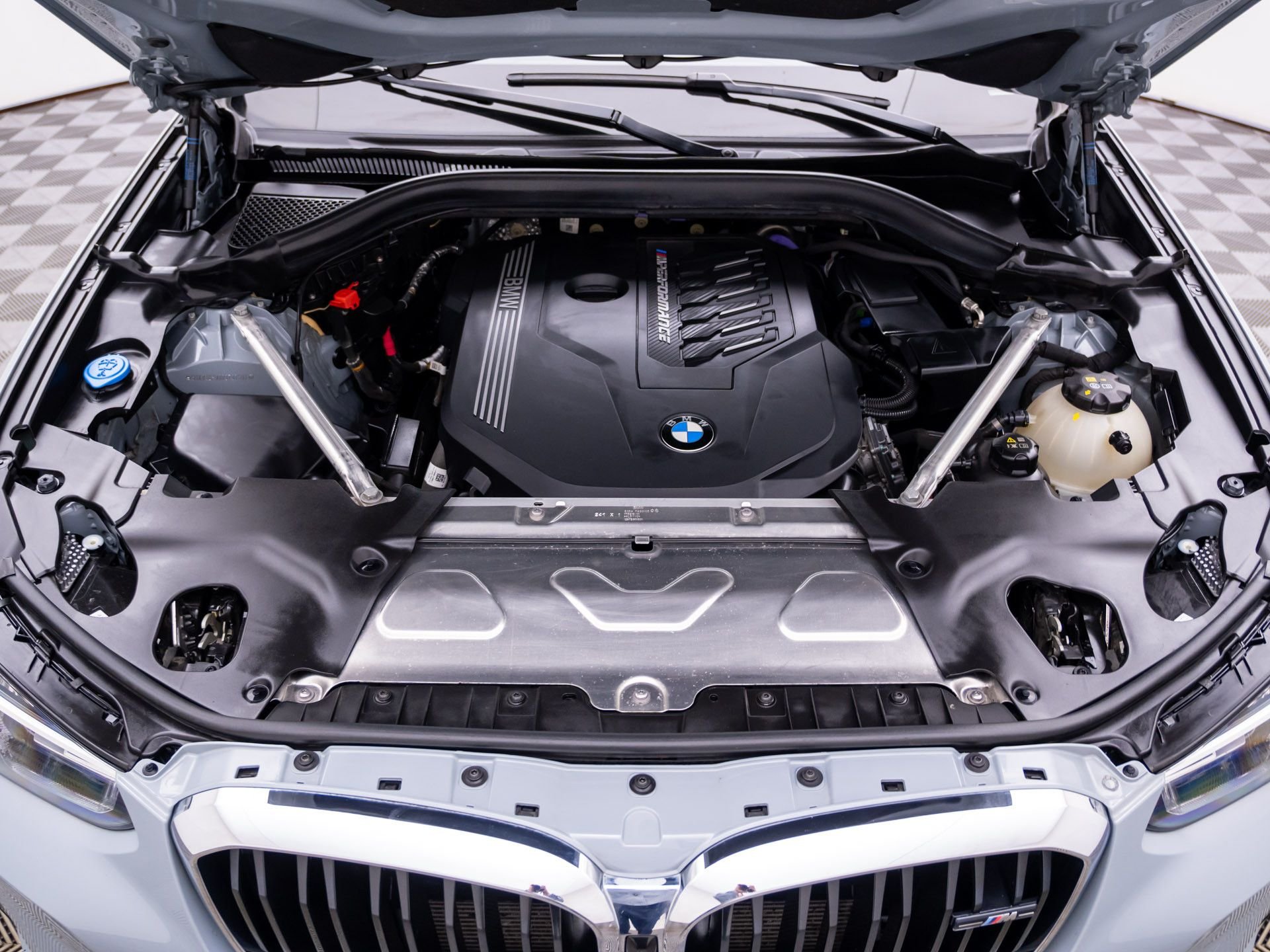 Used 2024 Brooklyn Grey Metallic BMW M40i image 32
