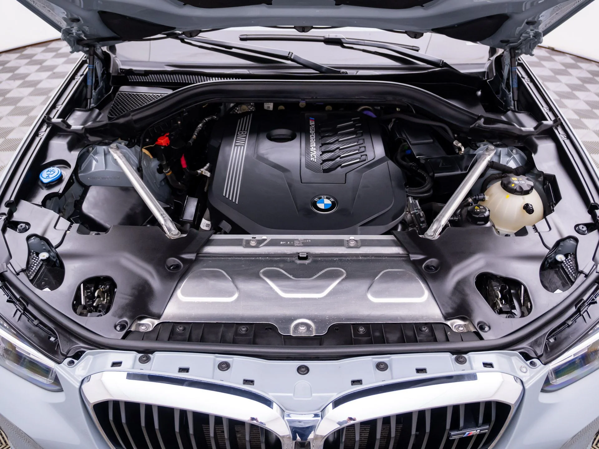 Used 2024 Gray BMW M40i image 32