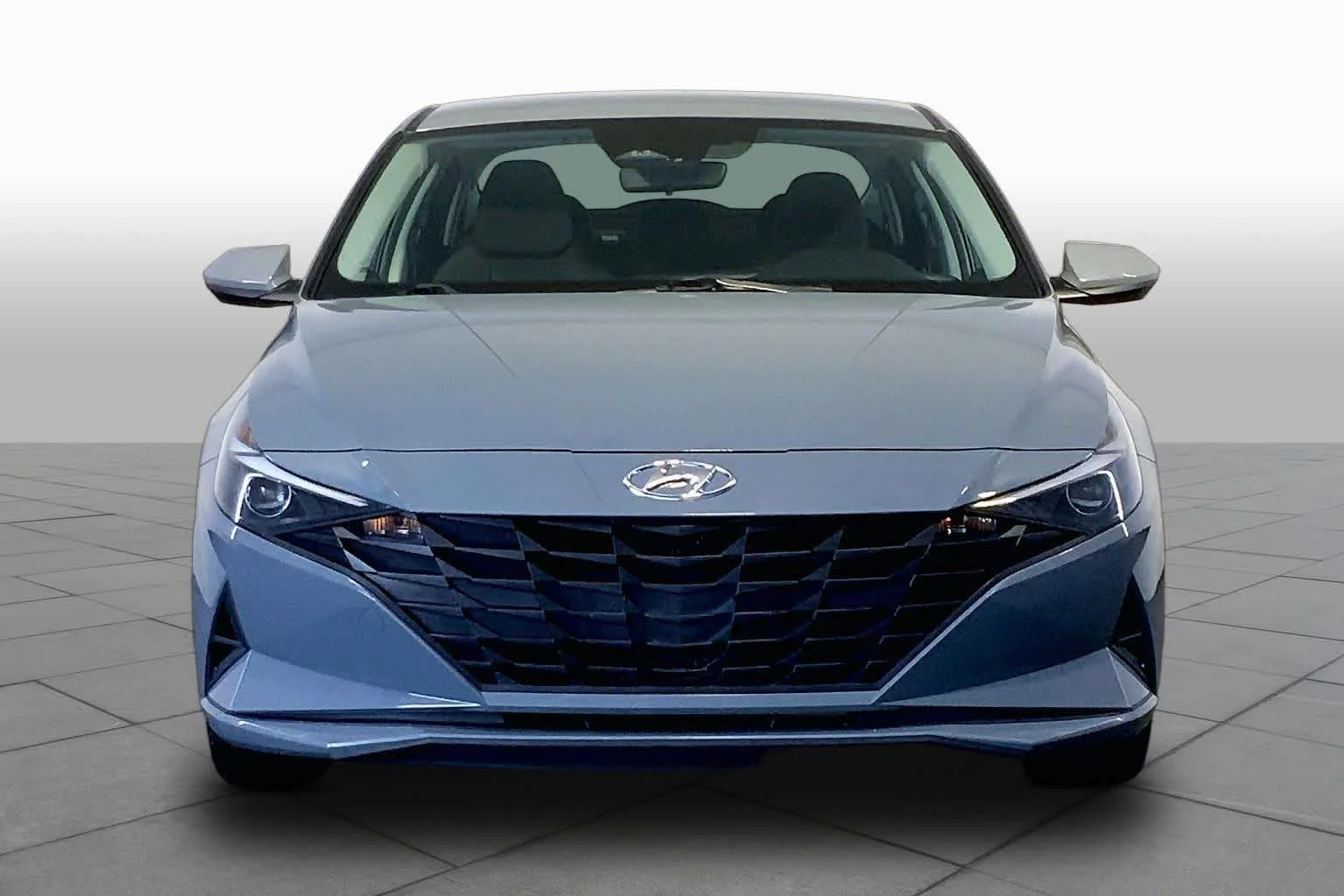 Used 2023 Electric Shadow Hyundai SEL image 4
